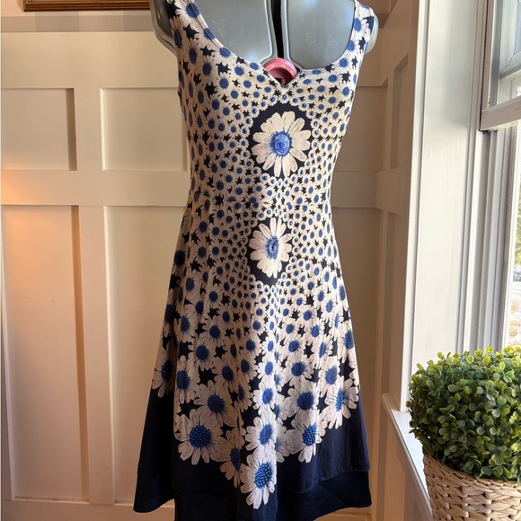 Desigual Blue and White Floral Mini Dress Size Small - Picture 2 of 6
